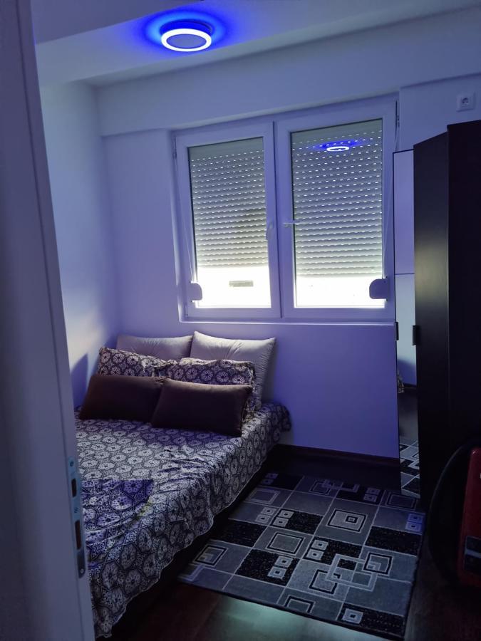 Lester Apartments سكوبجي المظهر الخارجي الصورة